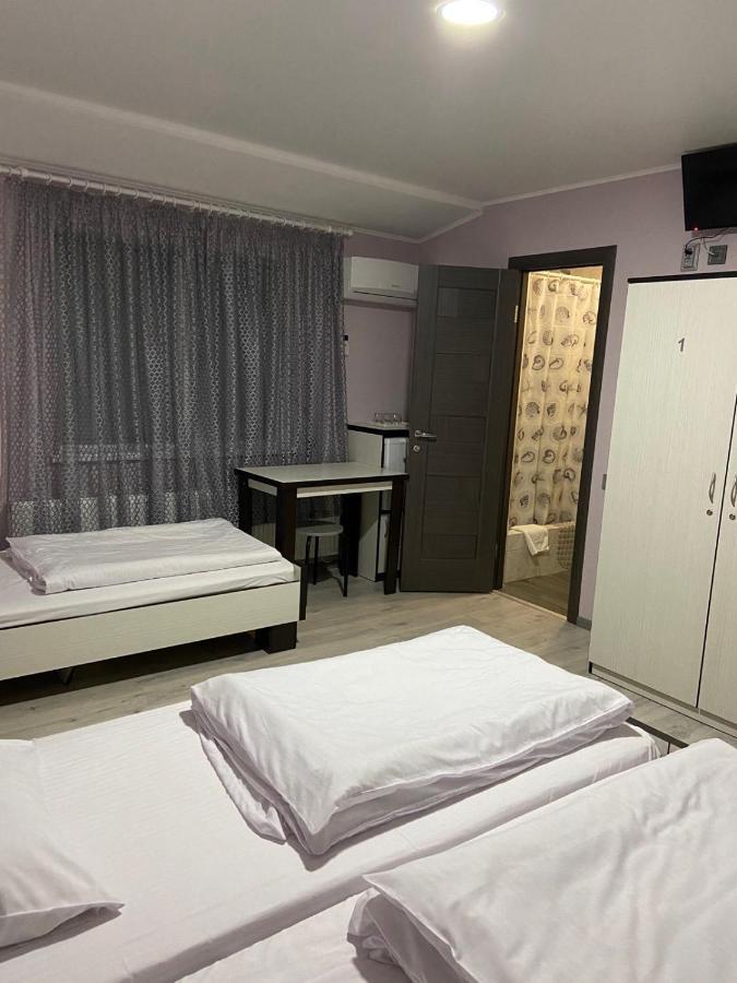 Guest house Max *